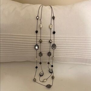 Elegant Black and Silver Women's Necklace